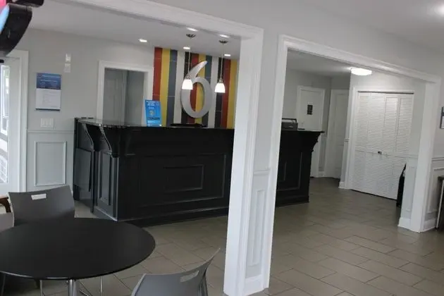 Americas Best Value Inn & Suites/Lookout Mountain - Lobi