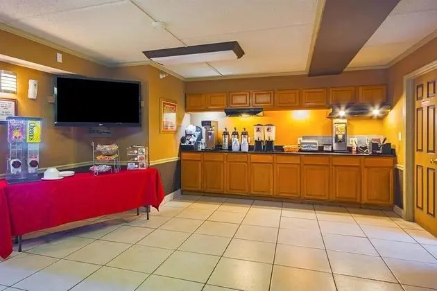 Americas Best Value Inn & Suites Melbourne - Genel