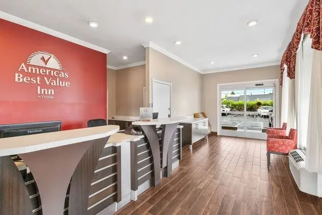 Americas Best Value Inn & Suites - Lobi
