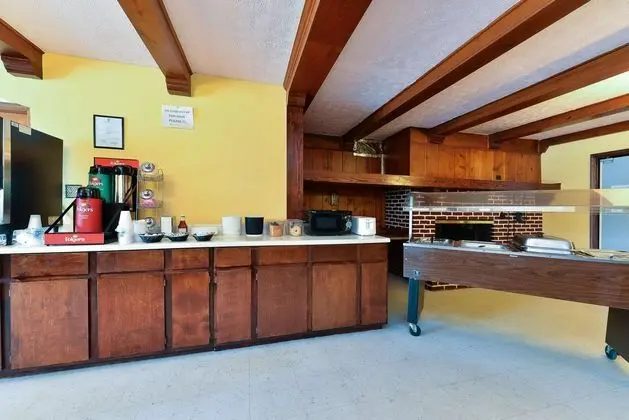 Americas Best Value Inn & Suites - South Boston - Mülk Olanakları