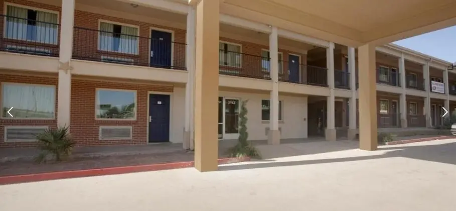 Americas Best Value Inn Waco - Dış Mekan