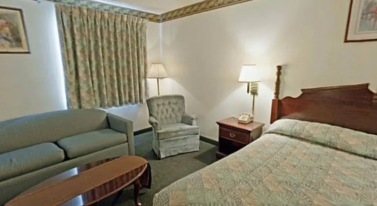 Americas Best Value Inn-West Frankfort