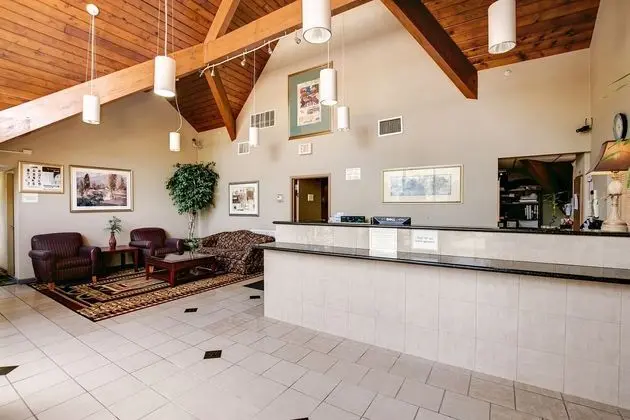 Americas Best Value Inn Whippany - Lobi