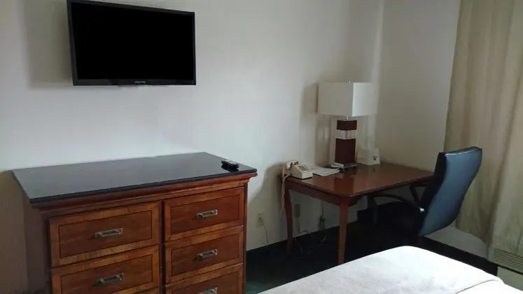 Americas Best Value Inn Zumbrota