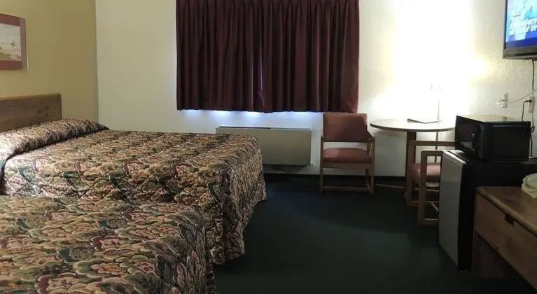 America's Stay Inn Stewartville