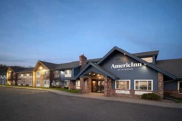 AmericInn Lodge & Suites Baldwin - Dış Mekan
