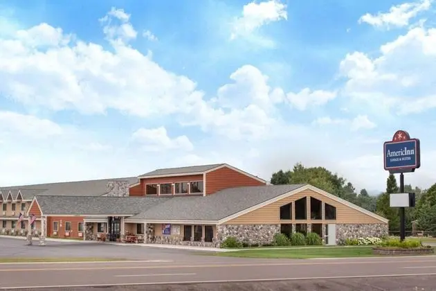 AmericInn by Wyndham Calumet - 1