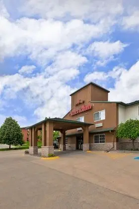 AmericInn by Wyndham Des Moines Airport - Dış Mekan