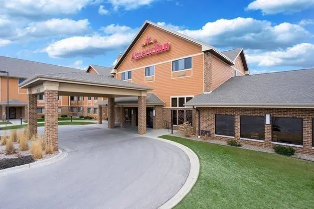 AmericInn by Wyndham Green Bay East