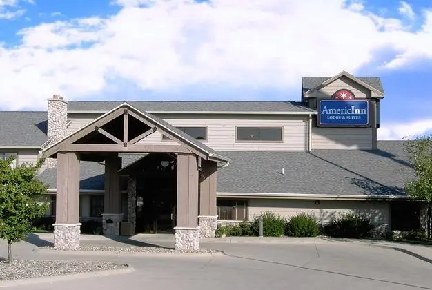 AmericInn by Wyndham Grimes - 1