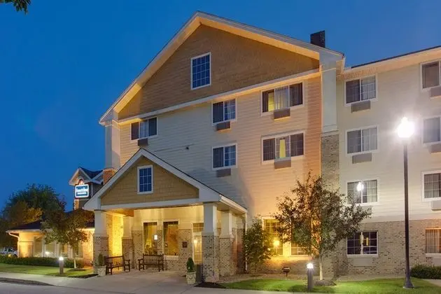 AmericInn by Wyndham Griswold