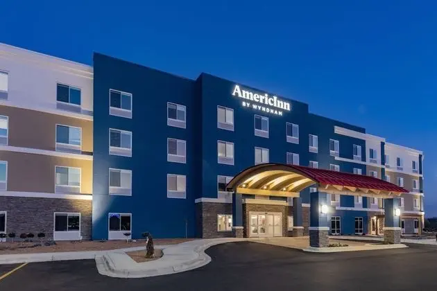 AmericInn by Wyndham International Falls - Dış Mekan