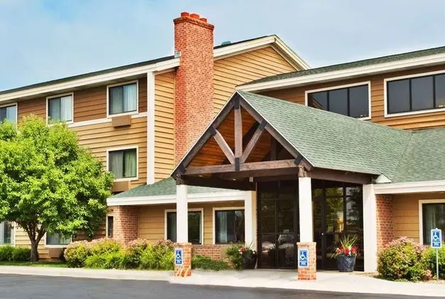 AmericInn by Wyndham Kearney