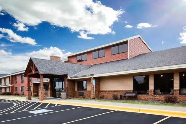 AmericInn by Wyndham Mora - 1