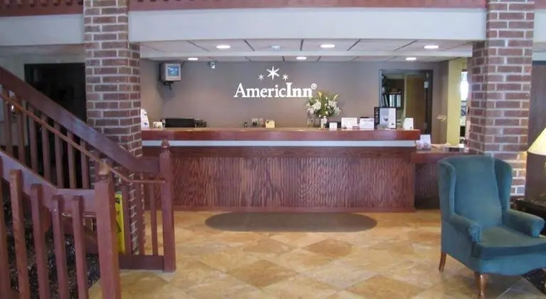 AmericInn by Wyndham New London