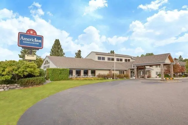 AmericInn by Wyndham Rhinelander - Öne Çıkan Resim