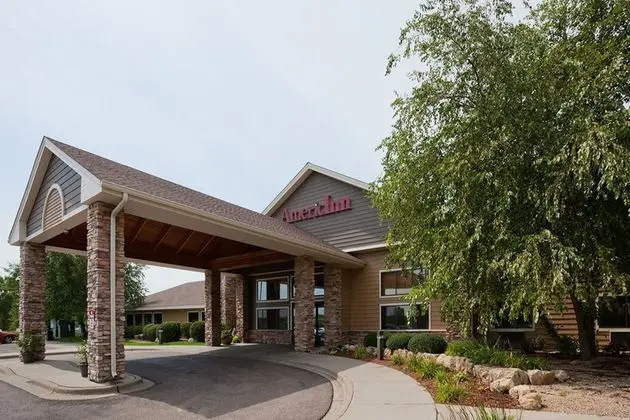 AmericInn by Wyndham Shakopee Near Canterbury Park