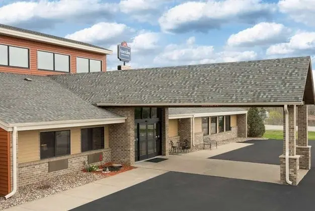 AmericInn by Wyndham West Salem