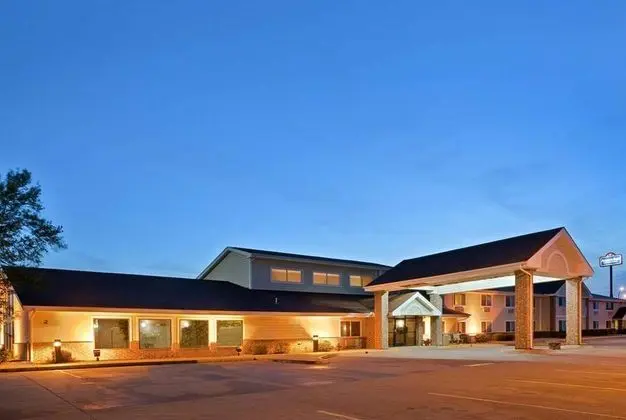 AmericInn by Wyndham Willmar
