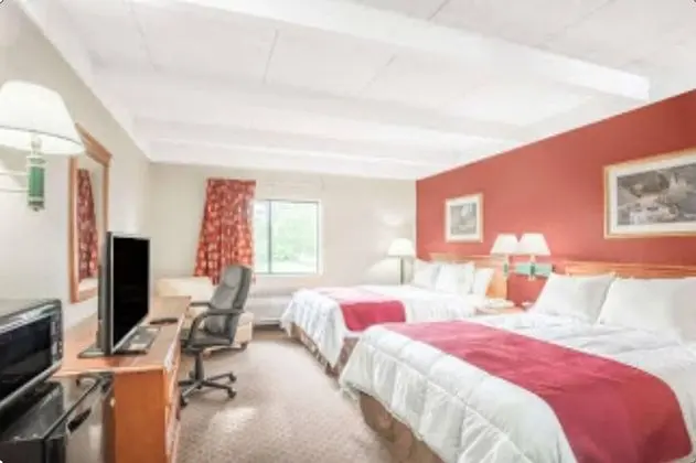 Amerihost Inn & Suites - Oda