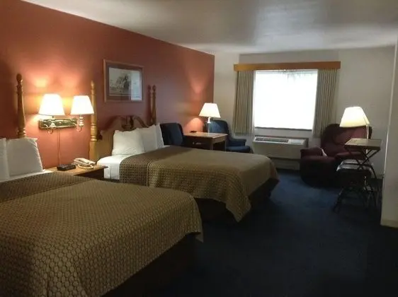 AmeriVU Bluffview Inn & Suites