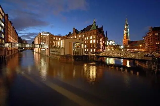 AMERON Hamburg Hotel Speicherstadt - Genel