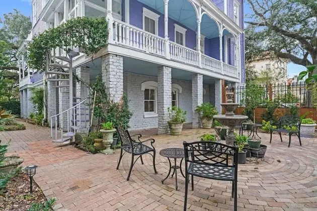 Amethyst Garden Inn