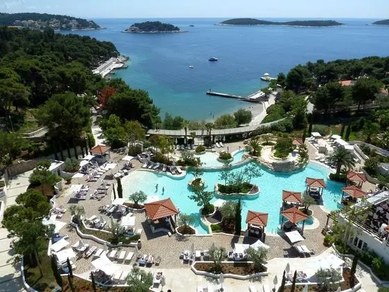 Amfora Hvar Grand Beach Resort - Havuz