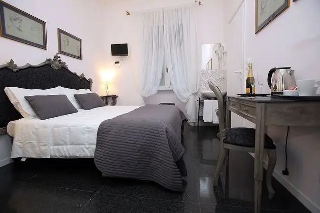 Amica Roma B&B - Oda