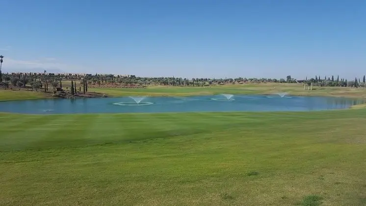 Amine's Pavilion Golf and Waky - Dış Mekan
