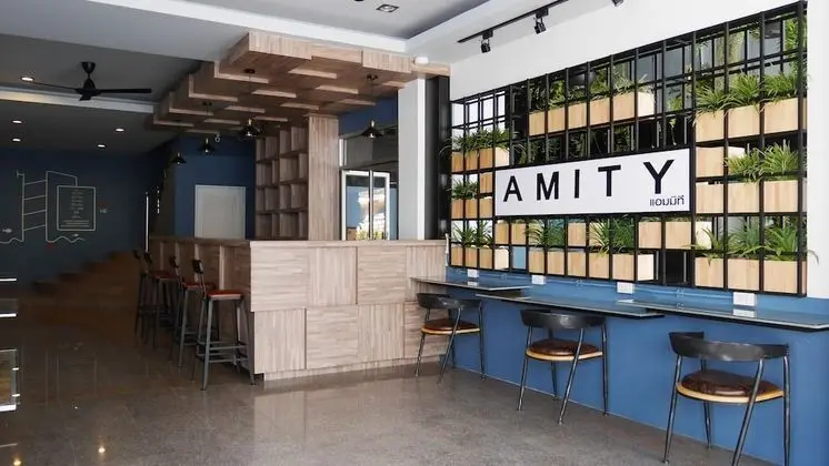 Amity Poshtel - Lobi