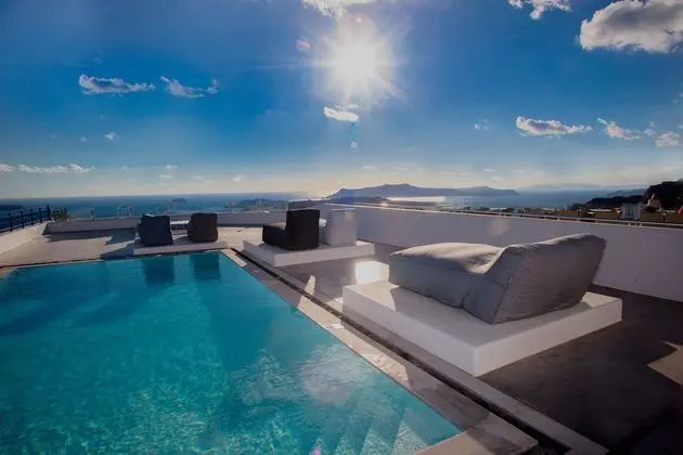 Amity Suites - Havuz