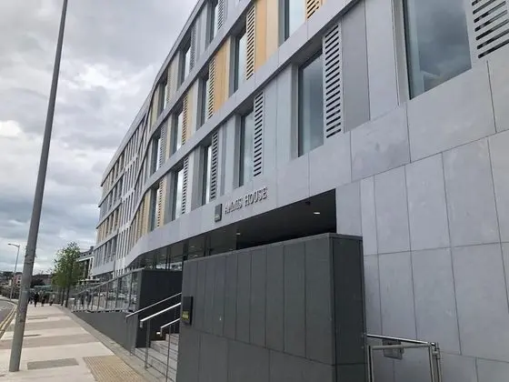 Amnis House Student Accommodation - Dış Mekan