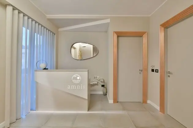 Amnis Suites - Lobi