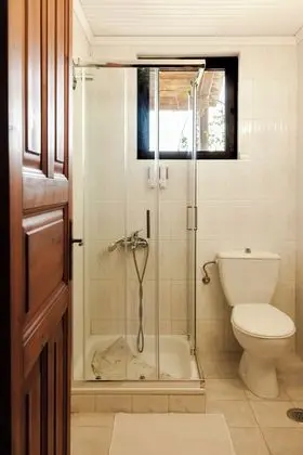 Amnisiades Apartments - Banyo Özellikleri
