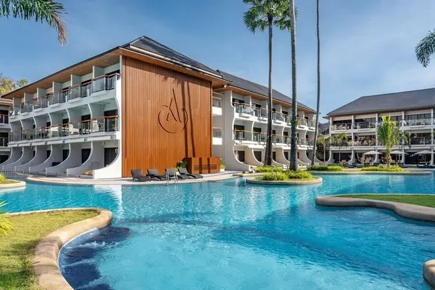 Amora Beach Resort Phuket - Havuz