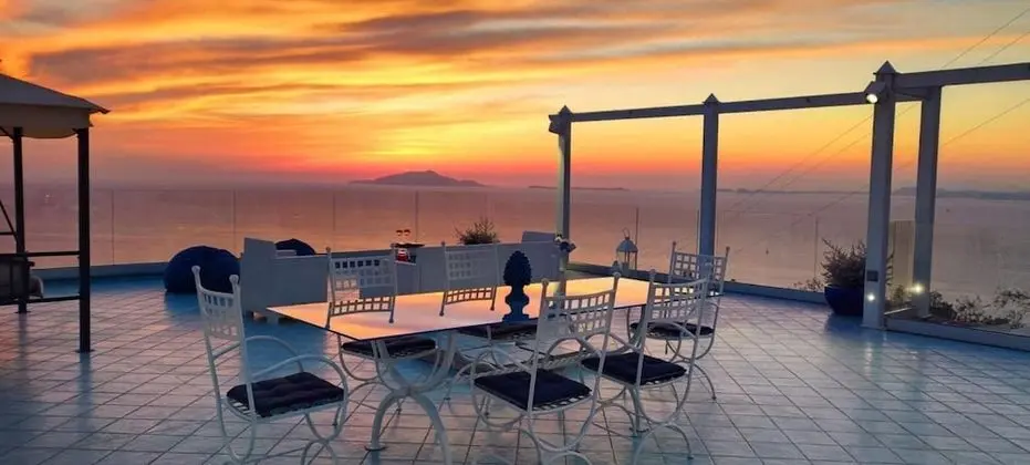 Amore Rentals - Villa Venus With Private Pool Sea View and Parking