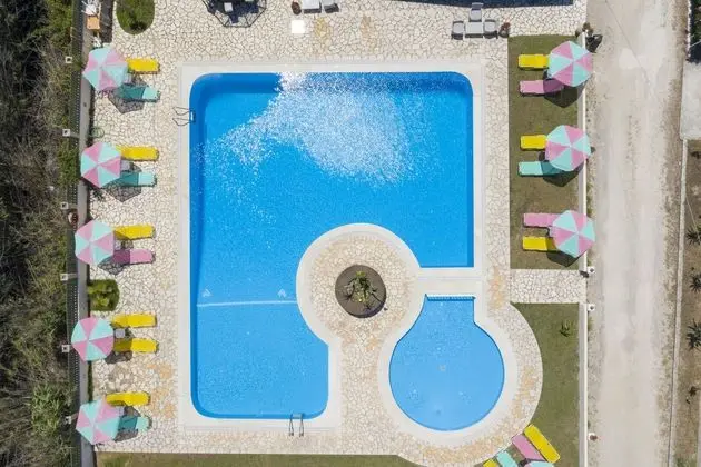 Amorossa Beachfront Village by Konnect - Havuz