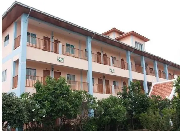 Ampan Resort