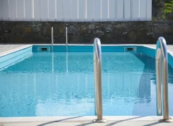 Amperian Mykonos Suites & Villas - Dış Mekan