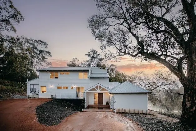 Ampersand Estates