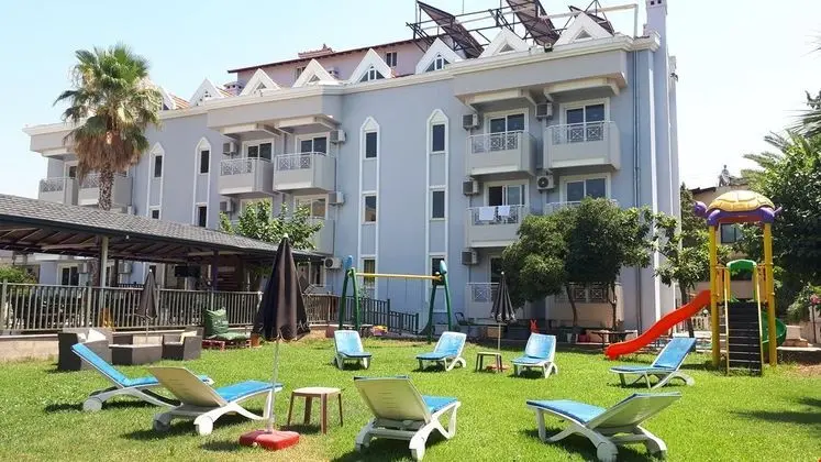 Amphi Apartments