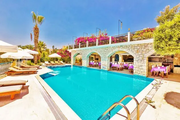 Amphora Hotel - Havuz