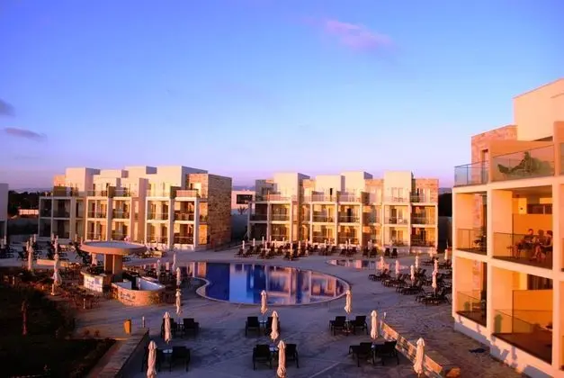 Amphora Suites