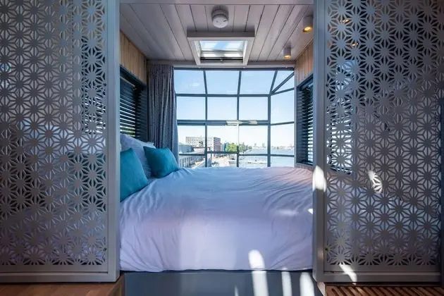 Amsterdam The Crane by YAYS