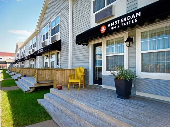Amsterdam Inn & Suites, an Ascend Collection Hotel