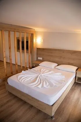 Amsterdam Otel & Suites