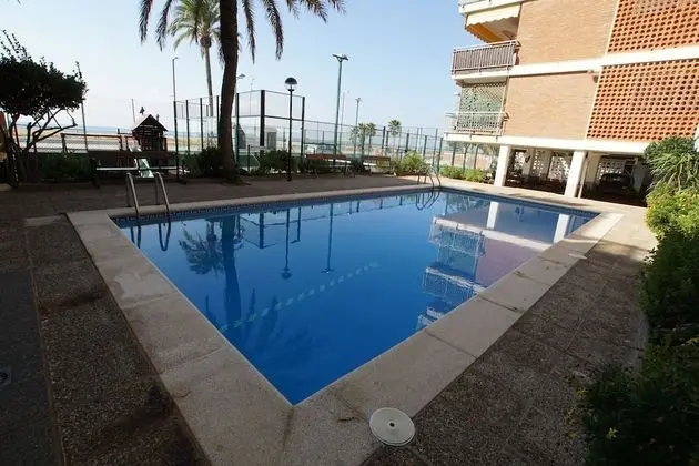 Amura Be my Guest Castelldefels - Havuz