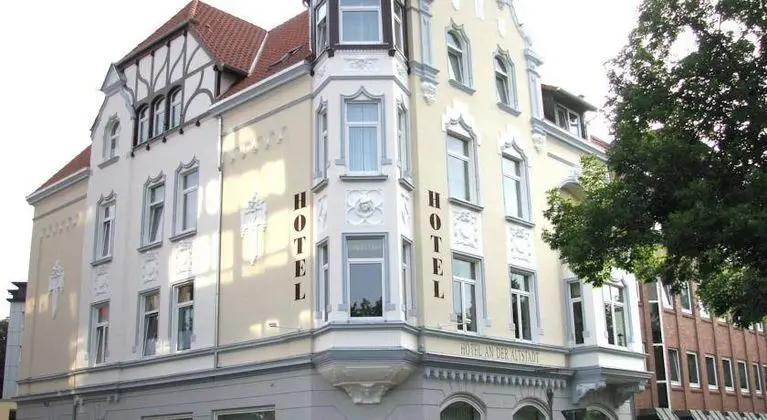 Hotel An der Altstadt - Genel