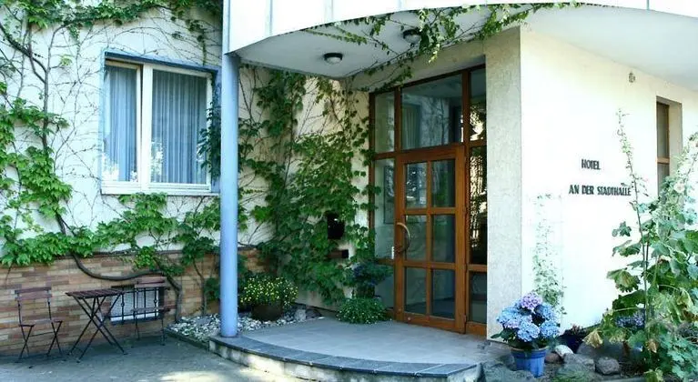 An der Stadthalle